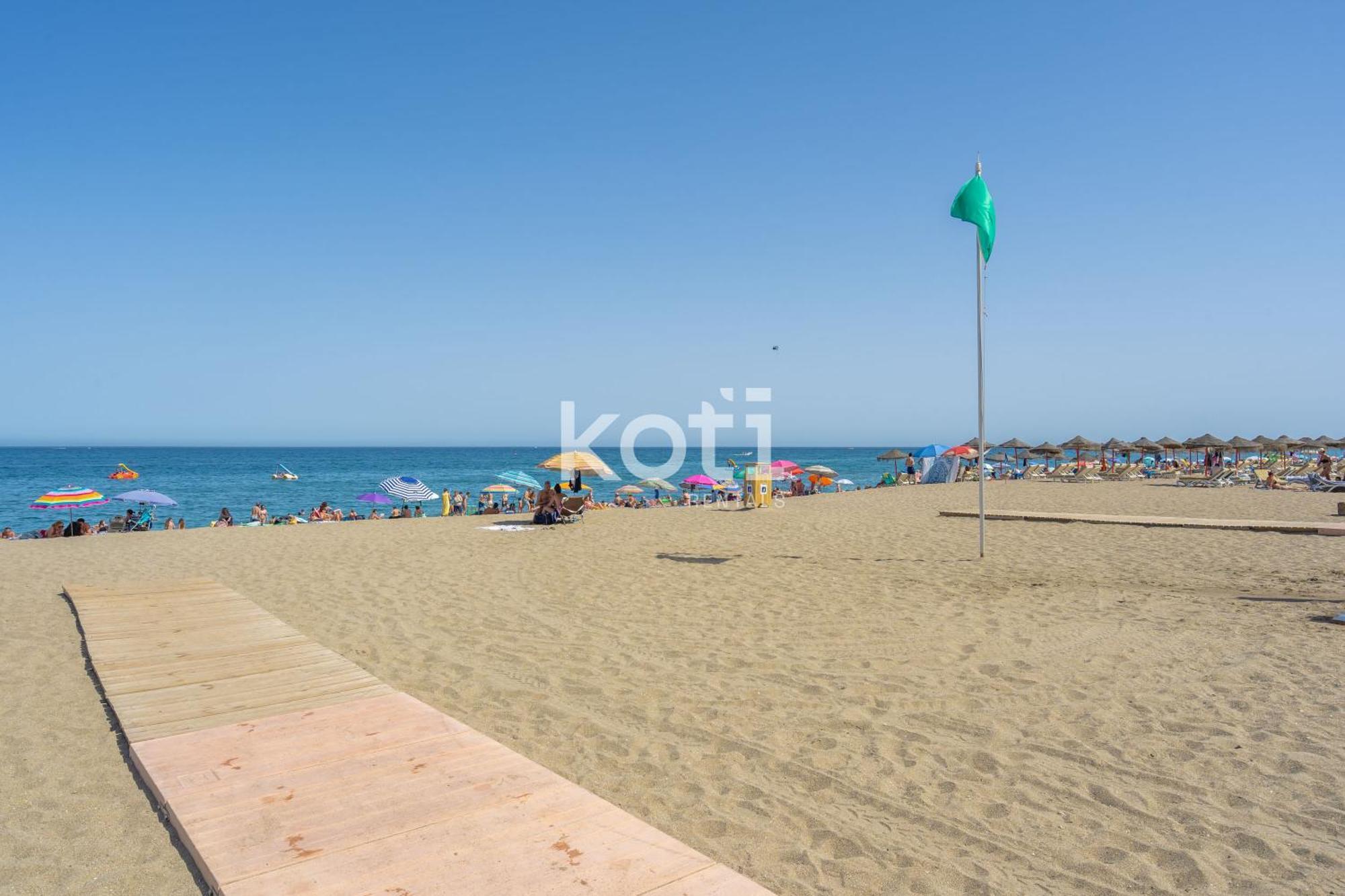 Koti Rentals - Atico Gamycol Fuengirola Esterno foto