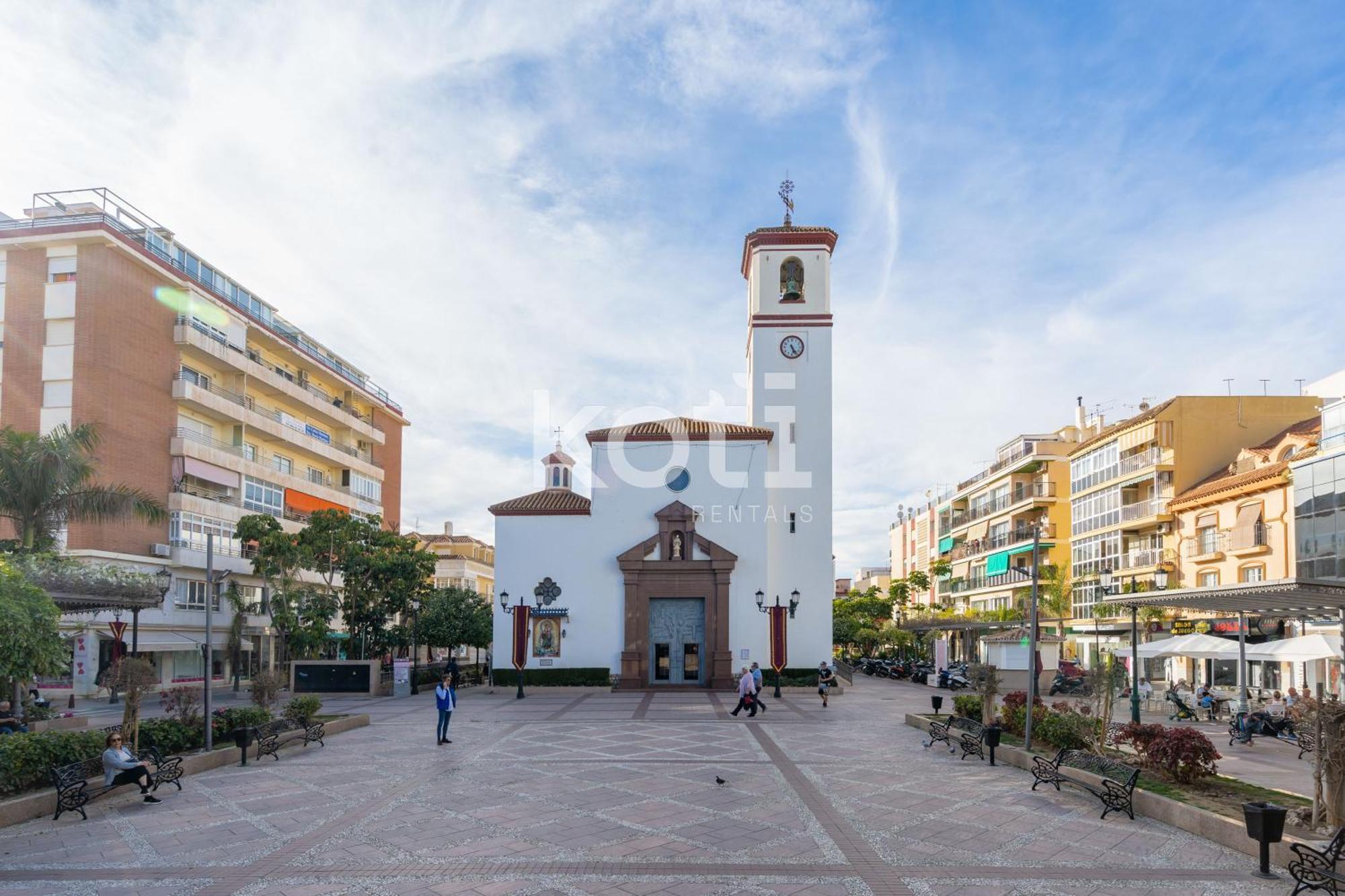 Koti Rentals - Atico Gamycol Fuengirola Esterno foto