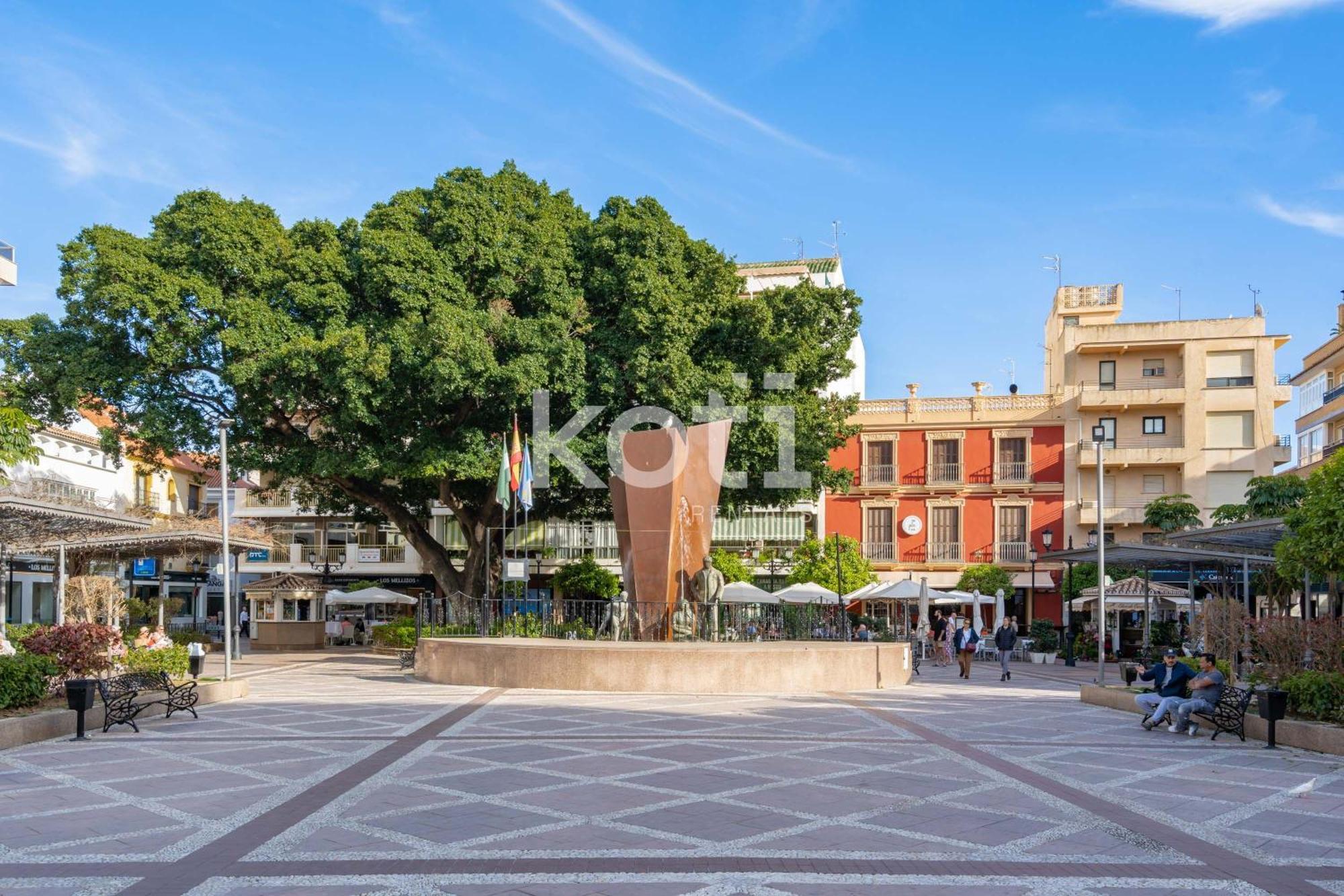 Koti Rentals - Atico Gamycol Fuengirola Esterno foto